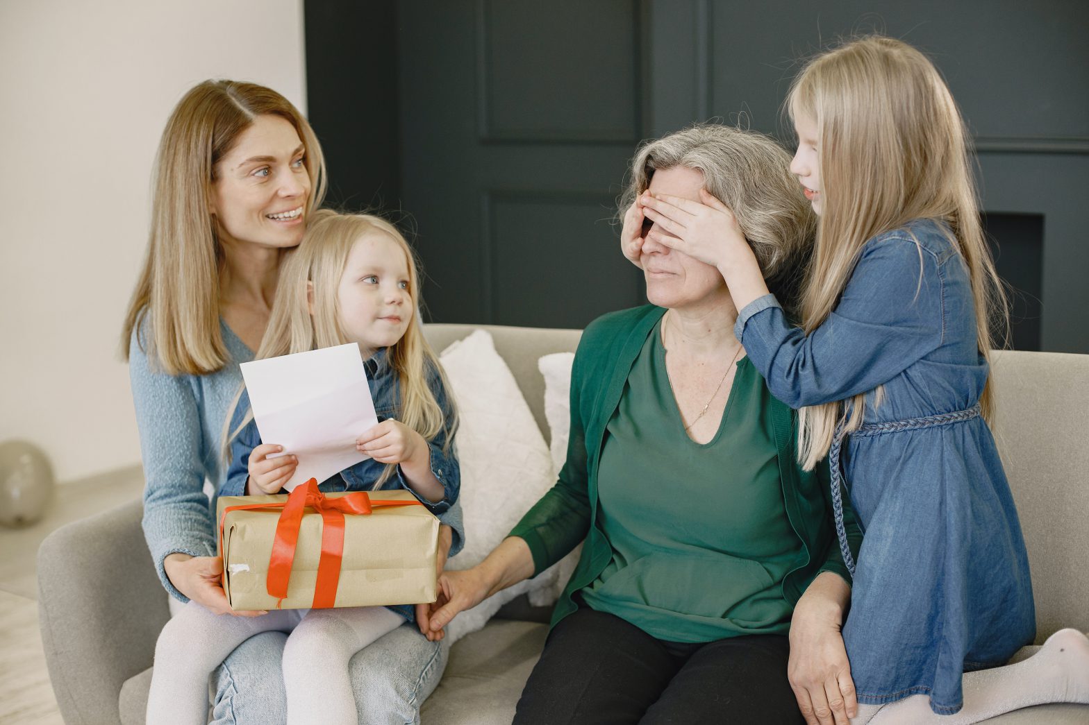 5 דברים שתוכלו להעניק לסבתא כמתנת הוקרה